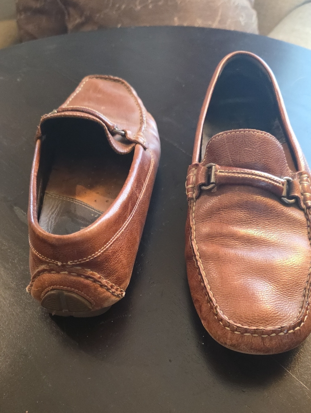 Johnston & Murphy Men’s Chestnut Leather Slip-On Loafers